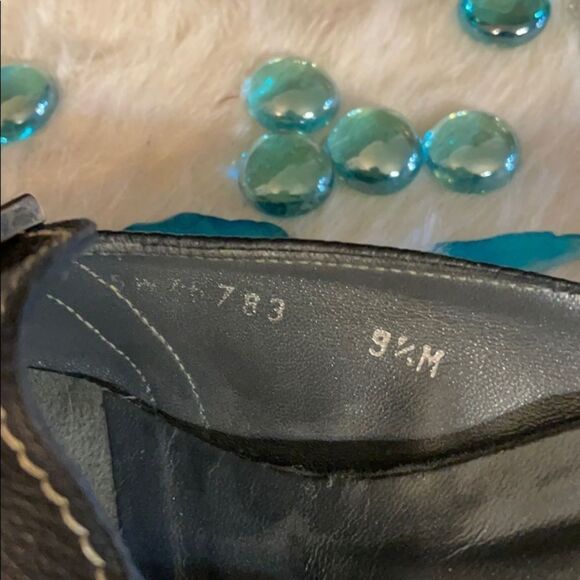 Stuart Weitzman shoes 9.5 (3495W) - Picture 11 of 11